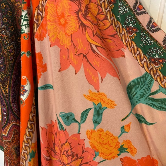 Umgee handkerchief dress - Picture 3 of 4